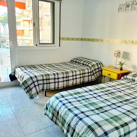 Apartment Completo Delante De La Playa *